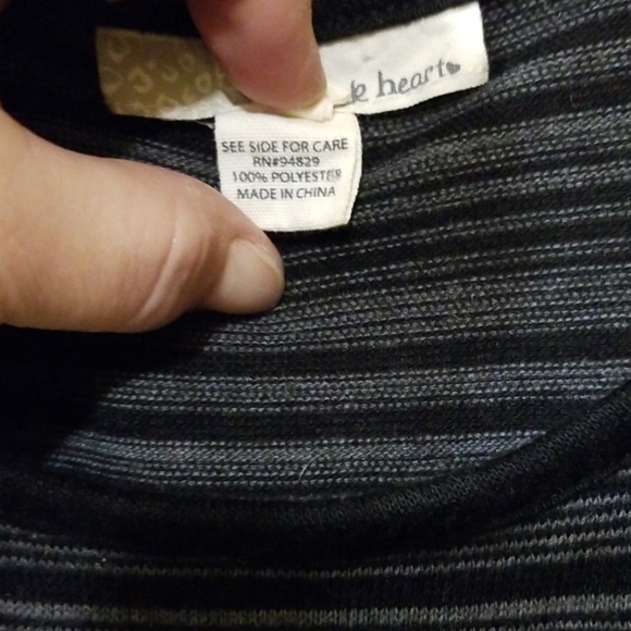 Women's dress - Picture 3 of 4